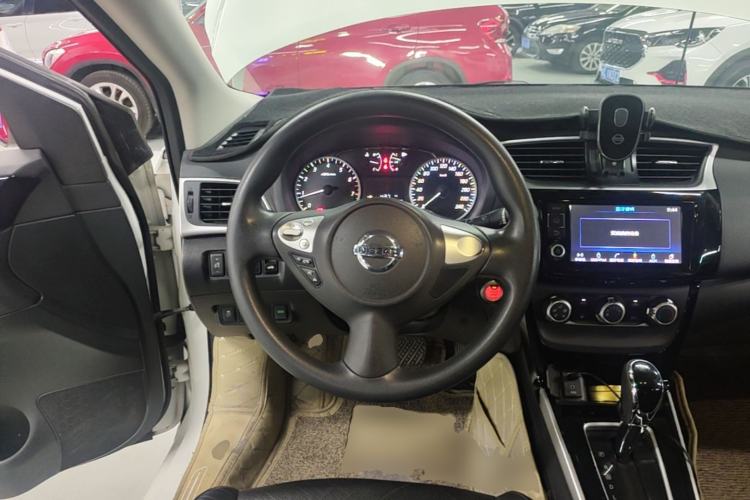 Used Nissan Sylphy 2016 1.6XV CVT Smart Enjoyment Version Steering Wheel