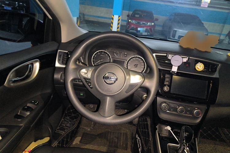 Used Nissan Sylphy 2016 1.6XV CVT Smart Enjoyment Version Steering Wheel