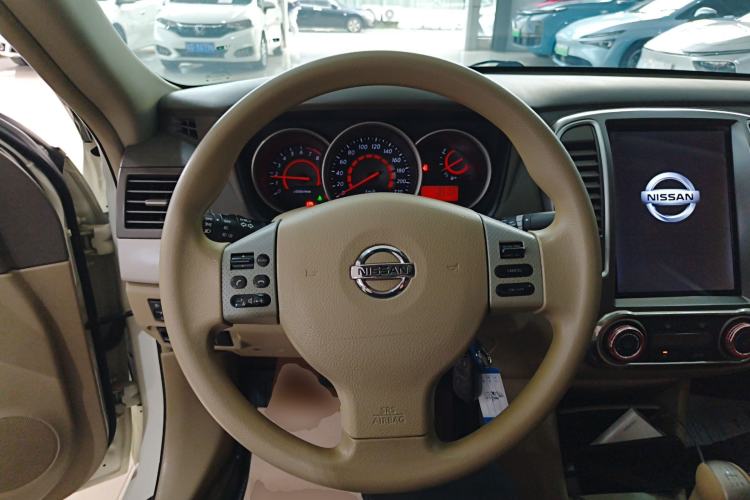 Used Nissan Sylphy 2016 Classic 1.6XE Manual Leading Edition Steering Wheel