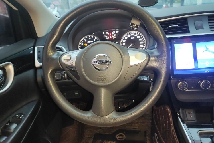Used Nissan Sylphy 2016 1.6 XL CVT Luxury Edition Steering Wheel