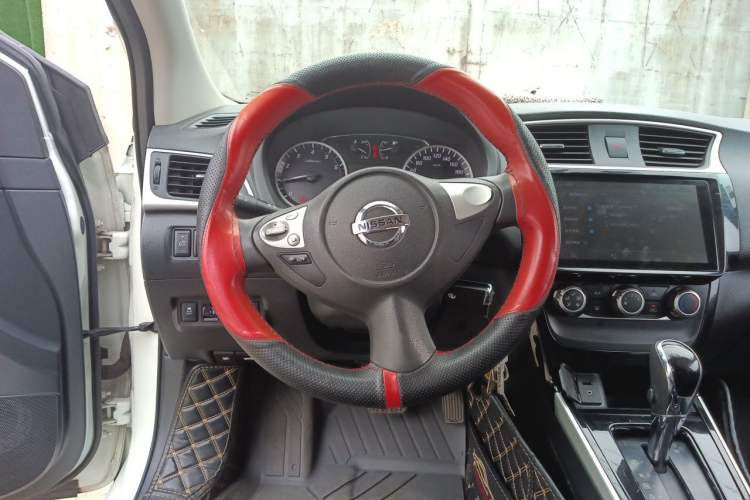 Used Nissan Sylphy 2016 1.6 XL CVT Luxury Edition Steering Wheel