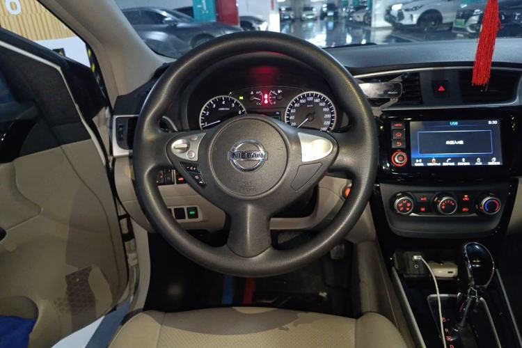 Used Nissan Sylphy 2016 1.6XV CVT Smart Enjoyment Version Steering Wheel