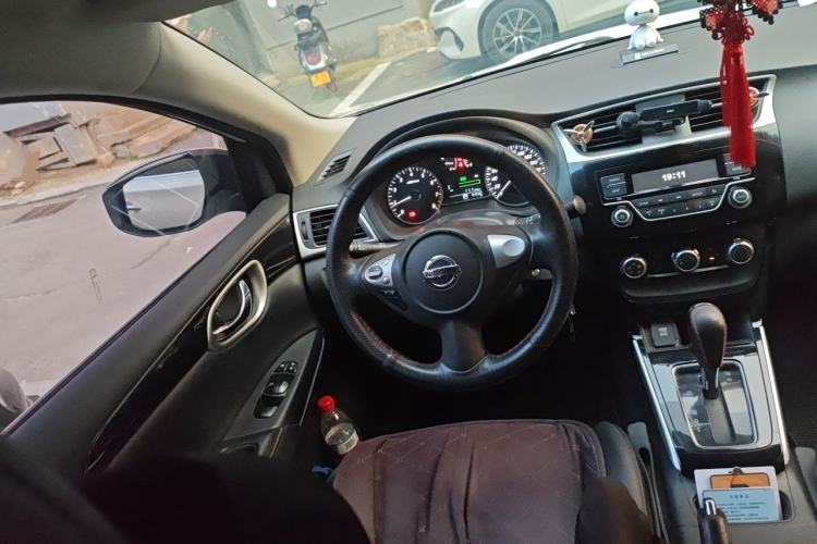 Used Nissan Sylphy 2016 1.6 XL CVT Luxury Edition Steering Wheel