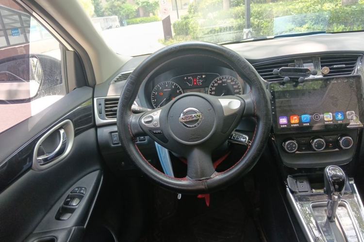 Used Nissan Sylphy 2016 1.6 XL CVT Luxury Edition Steering Wheel