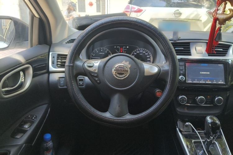 Used Nissan Sylphy 2016 1.6 XL CVT Luxury Edition Steering Wheel