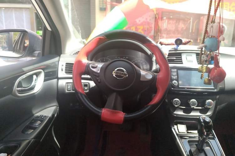 Used Nissan Sylphy 2016 1.6 XL CVT Deluxe Edition Steering Wheel