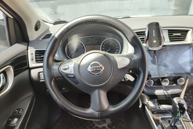 Used Nissan Sylphy 2016 1.6 XL CVT Luxury Edition Steering Wheel