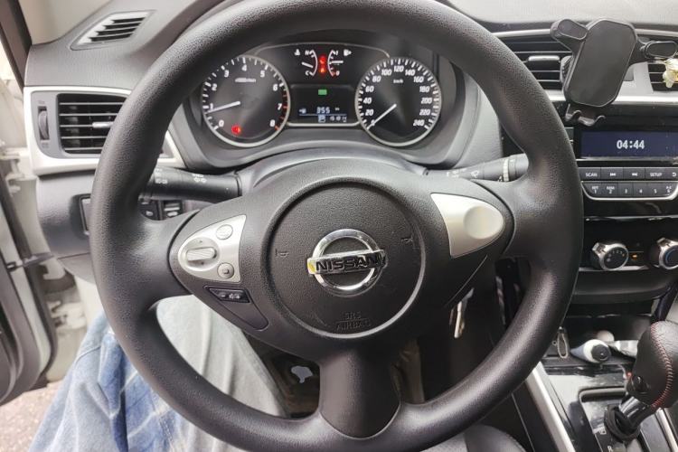Used Nissan Sylphy 2016 1.6 XL CVT Luxury Edition Steering Wheel