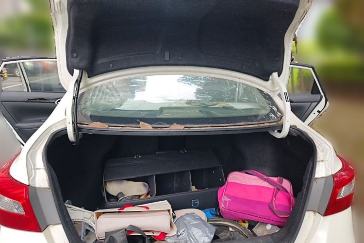 Used Nissan Sylphy 2016 1.6 XL CVT Deluxe Edition Trunk