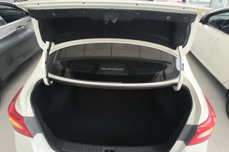 Used Nissan Sylphy 2016 1.6XV CVT Smart Enjoyment Version Trunk