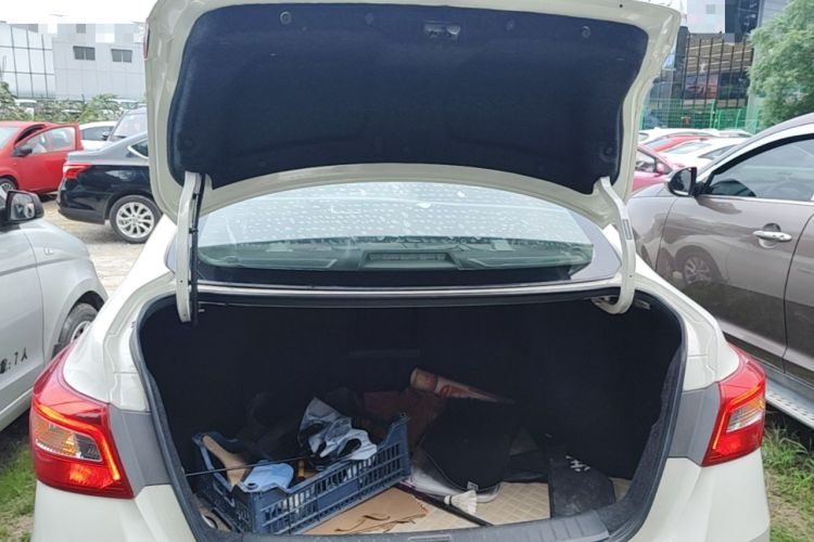 Used Nissan Sylphy 2016 1.6 XL CVT Deluxe Edition Trunk