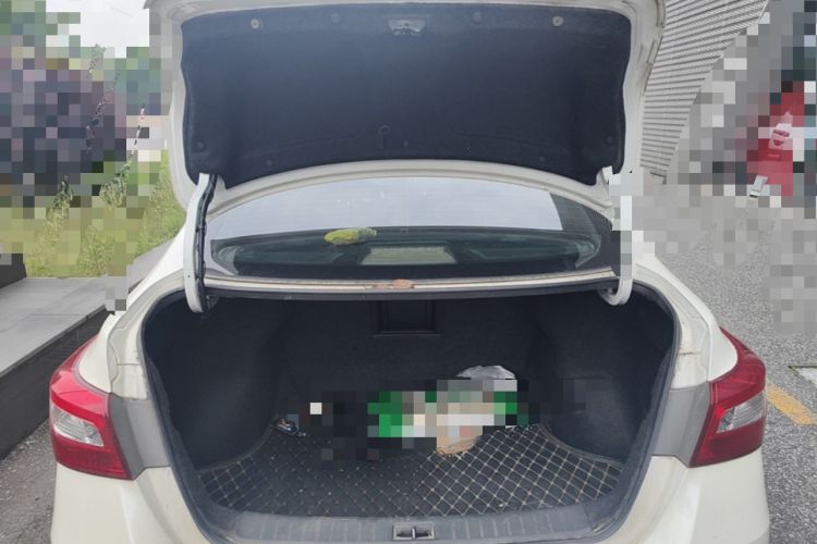 Used Nissan Sylphy 2016 1.6 XL CVT Luxury Edition Trunk