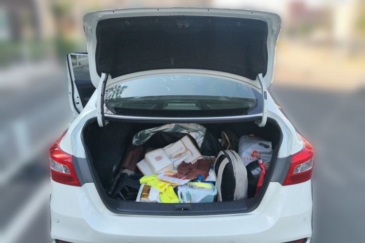 Used Nissan Sylphy 2016 1.6XV CVT Smart Enjoyment Version Trunk