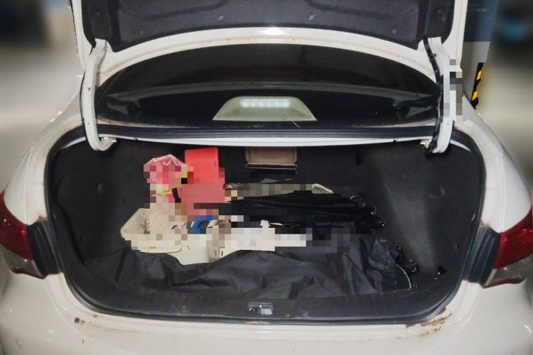 Used Nissan Sylphy 2016 Classic 1.6XE Automatic Leading Edition Trunk