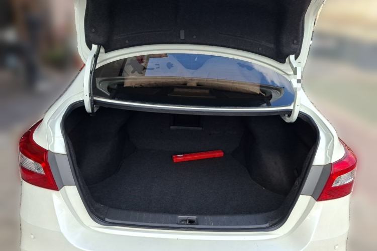 Used Nissan Sylphy 2016 1.6XV CVT Smart Enjoyment Version Trunk