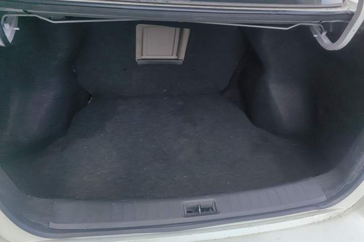 Used Nissan Sylphy 2016 1.6XV CVT Smart Enjoyment Version Trunk