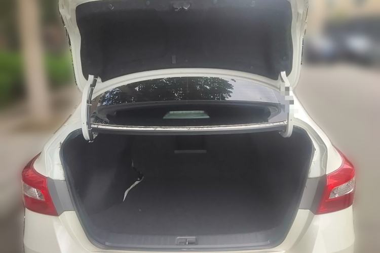 Used Nissan Sylphy 2016 1.6 XL CVT Luxury Edition Trunk