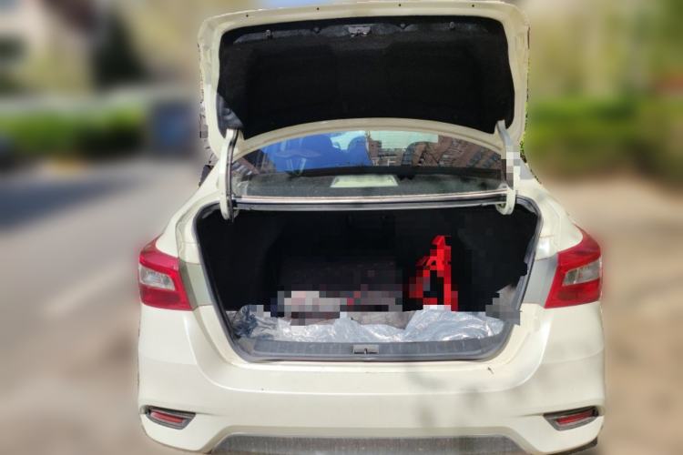 Used Nissan Sylphy 2016 1.6XV CVT Smart Enjoyment Version Trunk