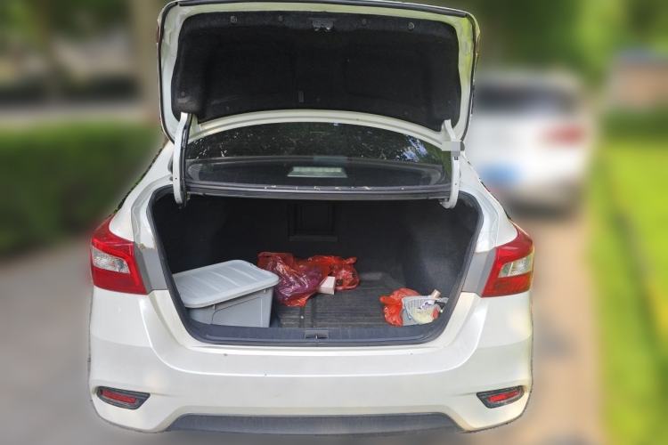 Used Nissan Sylphy 2016 1.6XV CVT Smart Enjoyment Version Trunk
