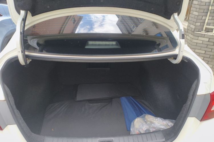 Used Nissan Sylphy 2016 1.6 XL CVT Deluxe Edition Trunk