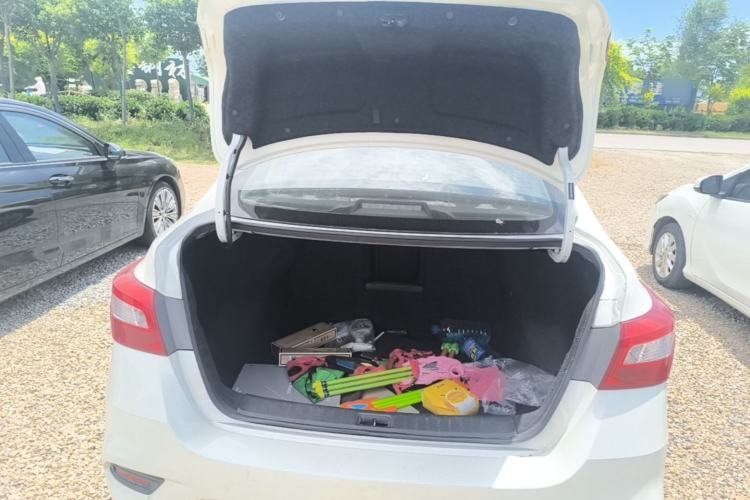 Used Nissan Sylphy 2016 1.6 XL CVT Deluxe Edition Trunk