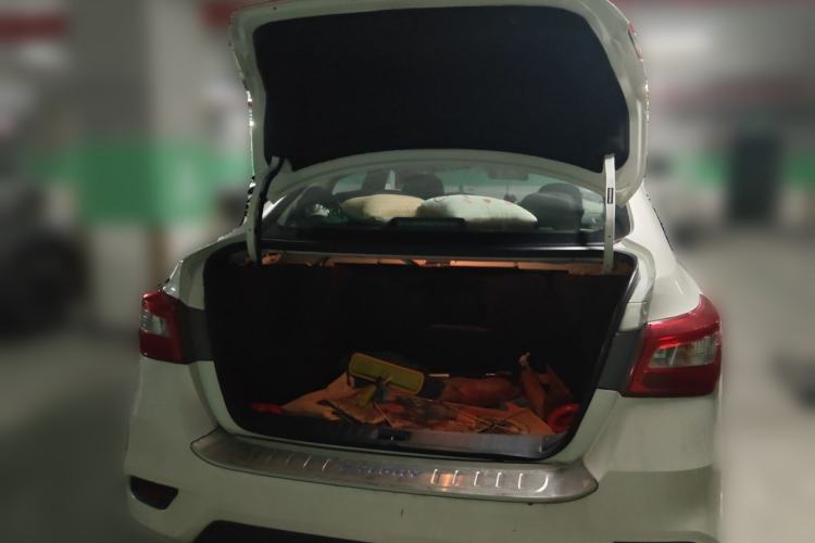 Used Nissan Sylphy 2016 1.6XV CVT Smart Enjoyment Version Trunk