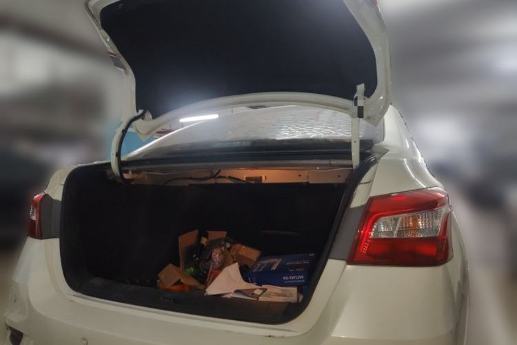 Used Nissan Sylphy 2016 1.6XV CVT Smart Enjoyment Version Trunk