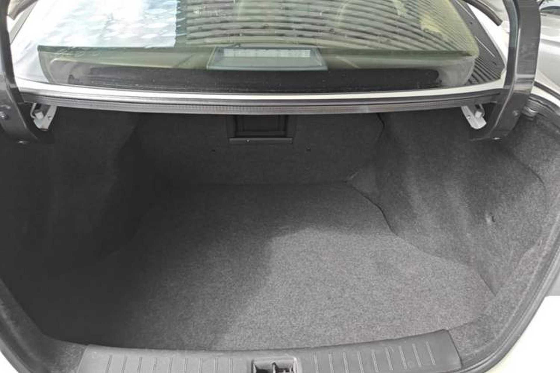 Used Nissan Sylphy 2016 1.6 XL CVT Luxury Edition Trunk