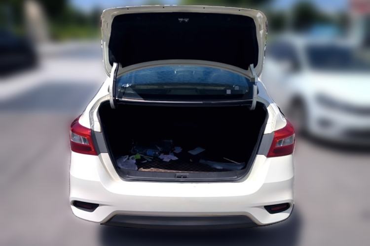Used Nissan Sylphy 2016 1.6XV CVT Smart Enjoyment Version Trunk