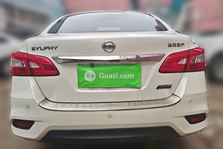 Used Nissan Sylphy 2016 1.6 XL CVT Luxury Edition Trunk