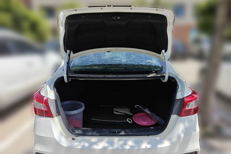 Used Nissan Sylphy 2016 1.6 XL CVT Deluxe Edition Trunk