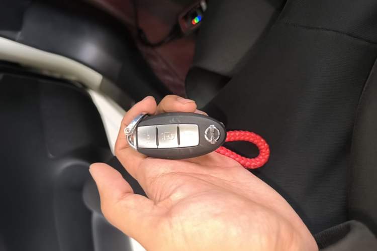 Used Nissan Sylphy 2016 1.6XV CVT Smart Enjoyment Version Vehicle Key