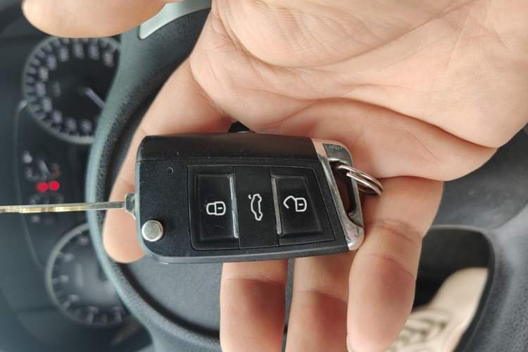 Used Nissan Sylphy 2016 1.6 XL CVT Luxury Edition Vehicle Key