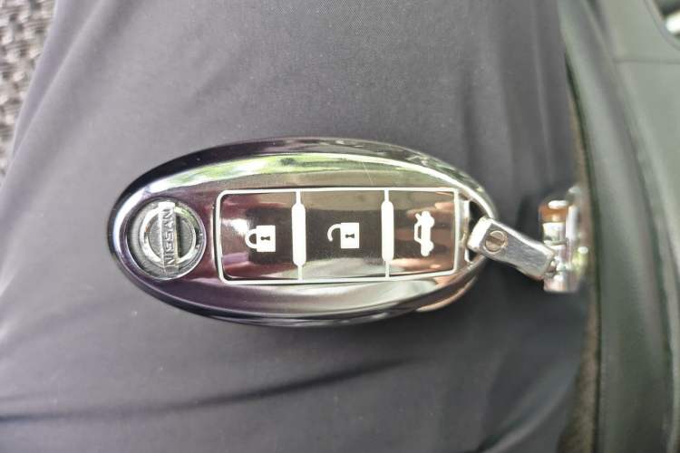 Used Nissan Sylphy 2016 1.6XV CVT Smart Enjoyment Version Vehicle Key