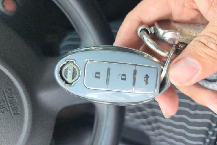 Used Nissan Sylphy 2016 1.6XV CVT Smart Enjoyment Version Vehicle Key