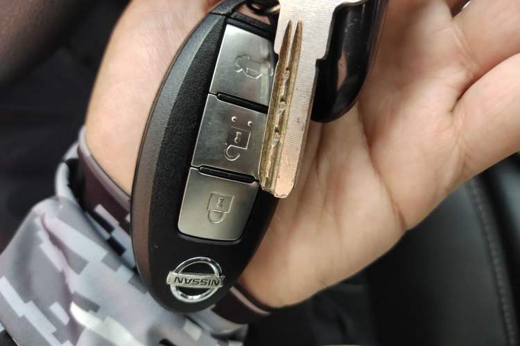Used Nissan Sylphy 2016 1.6XV CVT Smart Enjoyment Version Vehicle Key