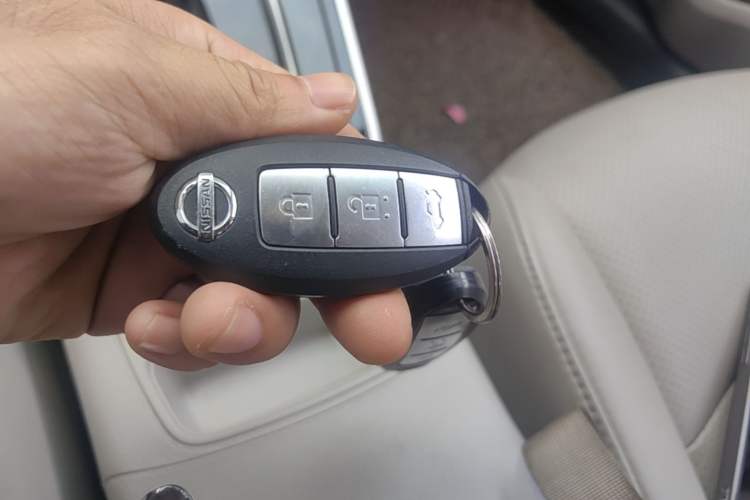 Used Nissan Sylphy 2016 1.6XV CVT Smart Enjoyment Version Vehicle Key