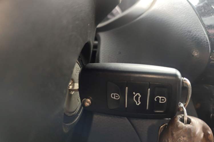 Used Nissan Sylphy 2016 1.6 XL CVT Luxury Edition Vehicle Key