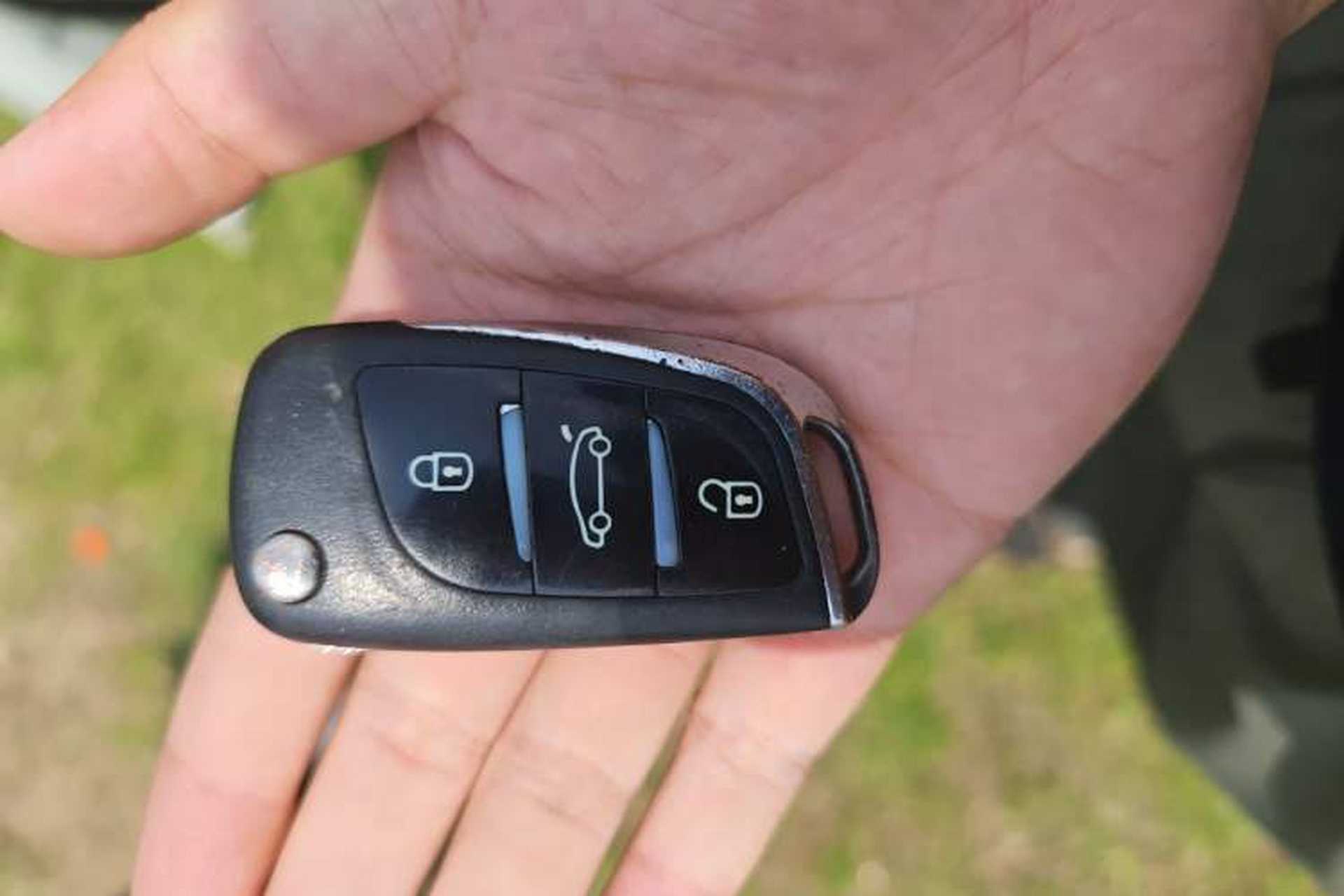 Used Nissan Sylphy 2016 1.6 XL CVT Luxury Edition Vehicle Key