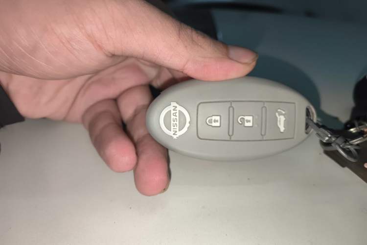 Used Nissan Sylphy 2016 1.6XV CVT Smart Enjoyment Version Vehicle Key