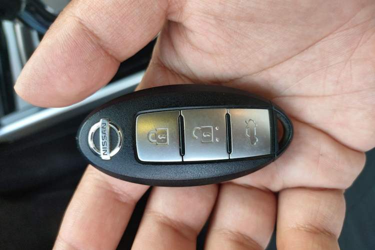Used Nissan Sylphy 2016 1.6 XL CVT Deluxe Edition Vehicle Key