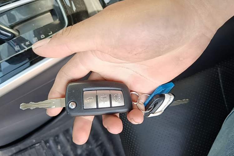 Used Nissan Sylphy 2016 1.6 XL CVT Luxury Edition Vehicle Key