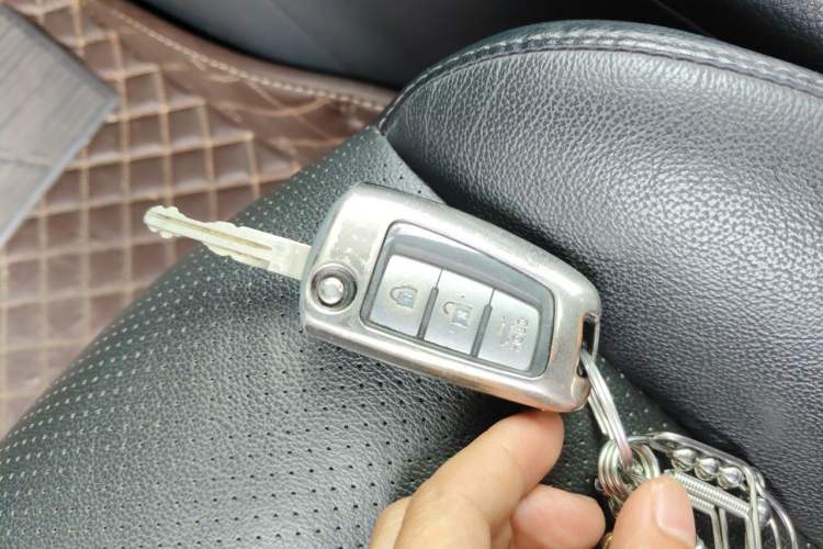 Used Nissan Sylphy 2016 1.6 XL Manual Luxury Edition Vehicle Key