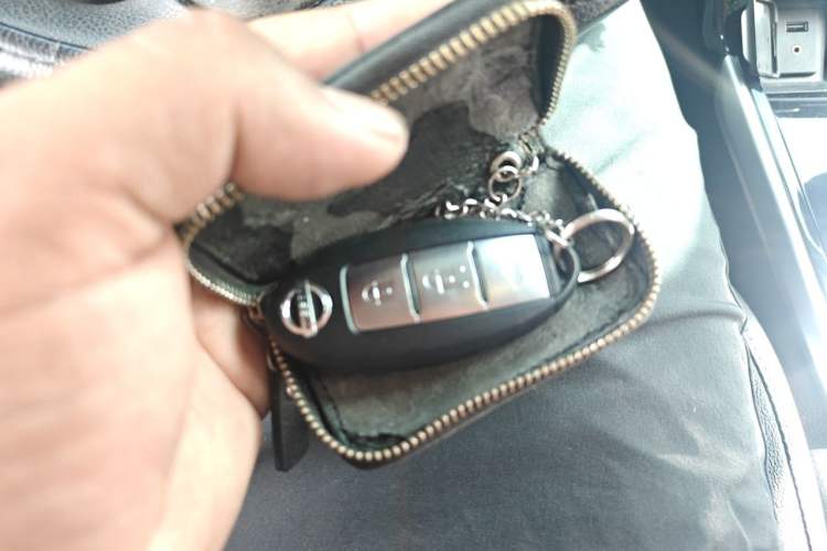 Used Nissan Sylphy 2016 1.6 XL CVT Deluxe Edition Vehicle Key