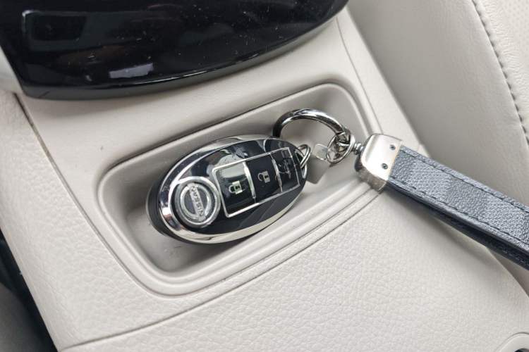 Used Nissan Sylphy 2016 1.6 XL CVT Luxury Edition Vehicle Key