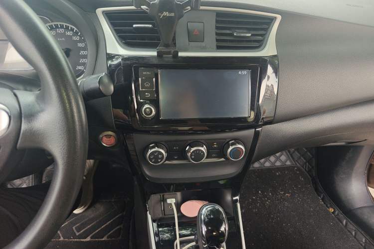 Used Nissan Sylphy 2016 1.6 XL CVT Deluxe Edition Audio And AC Panel