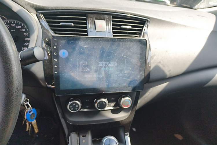 Used Nissan Sylphy 2016 1.6 XL CVT Luxury Edition Audio And AC Panel