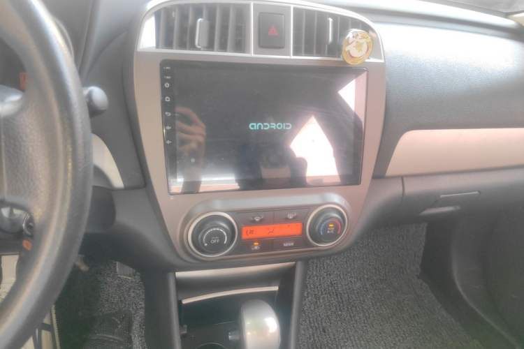 Used Nissan Sylphy 2016 Classic 1.6XE Automatic Comfort Edition Audio And AC Panel
