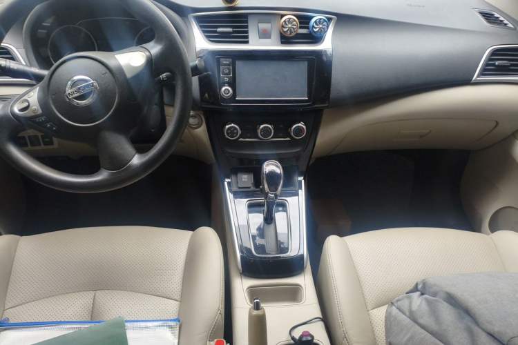Used Nissan Sylphy 2016 1.6 XL CVT Deluxe Edition Audio And AC Panel