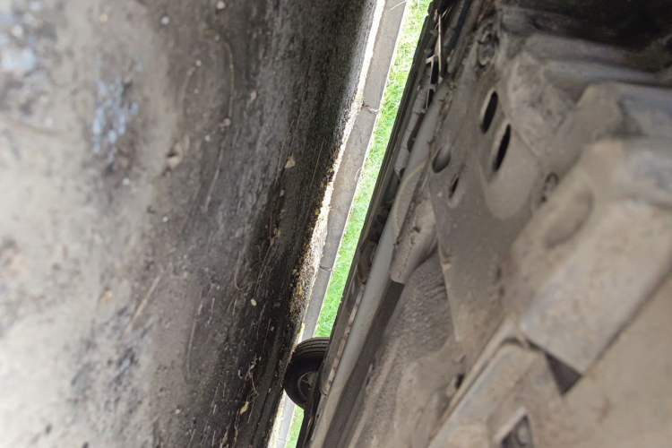 Used Nissan Sylphy 2016 1.6XE Manual Comfort Edition Chassis Front Left